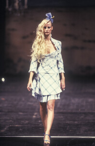 estherDJ s98berardi-.jpg