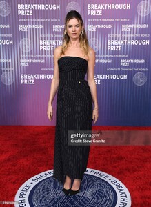 gettyimages-2148569065-2048x2048 (1).jpg