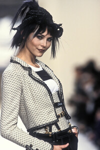 giddings s94chanel-RTW-3-114d.jpg