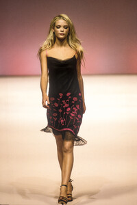 jaimeK s98blumarine-.jpg