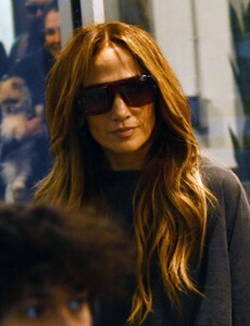 jennifer-lopez-out-in-beverly-hills-03-07-2024-3.jpg