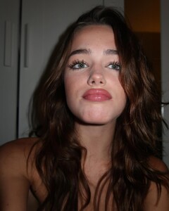 [2024.05.10] duffygurl_436513568_463898246164618_8351603831909529914_n.jpg