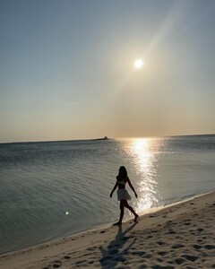 [2024.05.22] ana_d_armas_445694022_1882702528867910_3088689228577472486_n.jpg