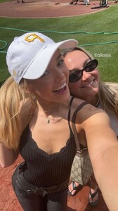 [2024.05.23] livvydunne_3374549290582845914.jpg