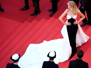 [2024.05.23] troublewithprabal_443717441_1019362579574474_3401508670211501267_n.jpg