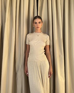 [2024.05.29] carmellarose_446514509_466365675756784_6936846792441333960_n.jpg