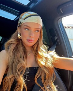 [2024.05.30] isarahvee_446633163_964110118539085_2009702981876431899_n.jpg