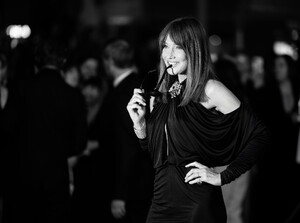 470456351_carla-bruni-4.jpg