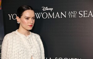 Daisy-Ridley-027.jpg
