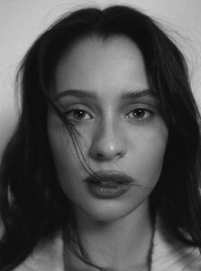 Daniela Melchior - Numéro Netherlands [2024.05.28] Screenshot-2024-05-28-at-15.24.39.jpg