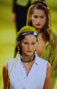 DirkBikkembergsSS19964.thumb.jpg.b5a1f70b6a6dc542cae3f7a025d176db.jpg
