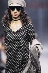 MariellaBurani1994WomenFW2.thumb.jpg.83cb2ca4bfbc16b5cedf750c41d8d82e.jpg