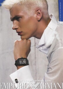 Mert__Marcus_Emporio_Armani_Spring_Summer_2009_03.thumb.jpg.34cd4369545dc5b220326e5874f0f2fa.jpg