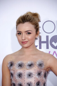 Peyton_List_28229_28129.jpg