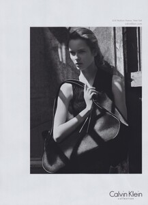Sims_Calvin_Klein_Collection_Fall_Winter_2009_10_07.thumb.jpg.3e6b62d6d29fdd66daeebb4dd29fe8ed.jpg