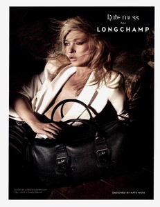 Sims_Kate_Moss_by_Longchamp_Fall_Winter_2010_11_03.thumb.jpg.1dc2a709da4936a941d4f389bd890dc2.jpg