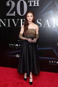anna-cathcart-unforgettable-the-20th-annual-asian-american-awards-in-beverly-hills-12-17-2022-1.jpg