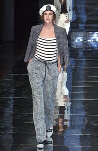 hjort s02emporioA-.jpg