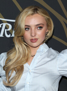 peyton_list_picturepub_001.jpg