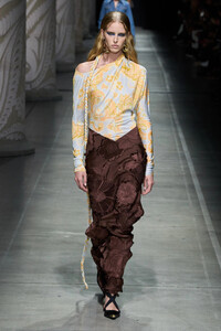 00020-etro-spring-2024-ready-to-wear-credit-gorunway.thumb.jpg.b34ec49aae176699e5dc602ca97129e5.jpg