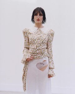 2024-05-16 05.46.43 3369109763088945663_1354191410.jpg