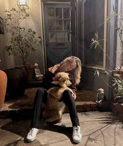 [2024.01.15] cloversworld.4_418991816_948939980131399_4113278827311641831_n.jpg