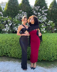 [2024.06.04] msgigiparis_447648252_822052792795511_4367276830384410453_n.jpg