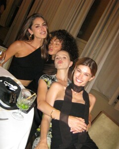 [2024.06.04] msgigiparis_447910664_799813528791366_1602287158114213518_n.jpg