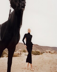 [2024.06.08] nanajacqueline__428681640_18341051554139895_4281578591960124654_n.jpg