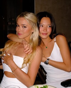 [2024.06.09] livvydunne_448041473_3381512725475074_5441347379323531682_n.jpg