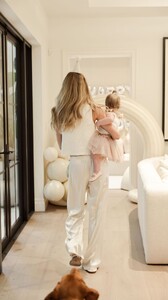 [2024.06.10] katelove_3387812726510690842.jpg