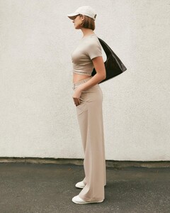 [2024.06.13] carmellarose_448246594_334269549559133_4927975643844322073_n.jpg