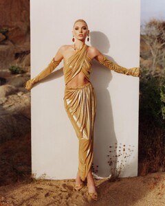 [2024.06.14] nanajacqueline__448131275_18341857501139895_3883210774827401347_n.jpg