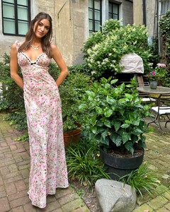 [2024.06.15] msgigiparis_448439964_3306244153005876_3921629486198739013_n.jpg