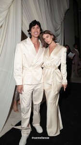 [2024.06.16] carmellarose_448176637_1024039935968882_4200058758829465221_n.jpg