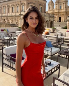 [2024.06.30] msgigiparis_449506399_1112498800049329_4296171208395997846_n.jpg