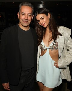 [2024.06.30] victoriajustice_449490710_489878770262578_5795145411951143349_n.jpg