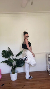 Alexis Bumgarner - TikTok 20.jpg