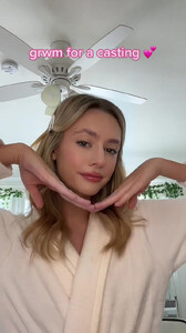 Alexis Bumgarner - TikTok 34.jpg