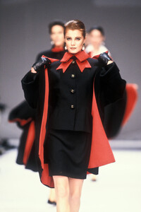 Christian Dior FW 1990 027 Nicoletta Rossi.jpg