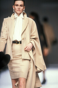 Christian Dior FW 1990 052 Sylvie Gueguen.jpg