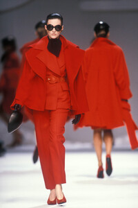 Christian Dior FW 1990 054.jpg