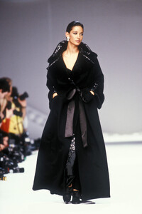 Christian Dior FW 1990 067 Marpessa Hennink.jpg