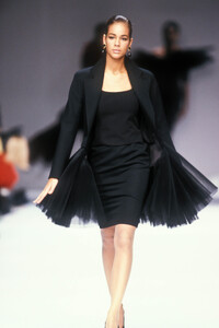 Christian Dior FW 1990 092 Ilonka Toppenberg.jpg