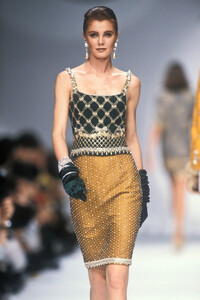 Christian Dior FW 1990 108 Nicoletta Rossi.jpg