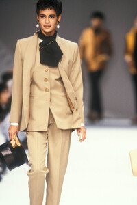 Christian Dior FW 1990 126 Nadege du Bospertus.jpg