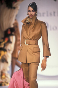 Christian Dior HC FW 1990 004 Ann Fiona Scollay.jpg