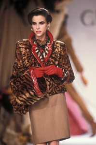 Christian Dior HC FW 1990 043 Jill Haley.jpg
