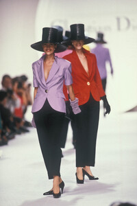 Christian Dior SS 1990 031 Claire Atkinson.jpg