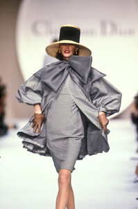 Christian Dior SS 1990 036 Brynja Sverrisdottir.jpg